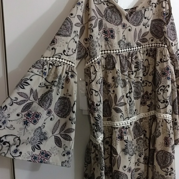 Design Lab Shirt - Picture 2 of 7